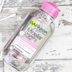 Nước tẩy trang Garnier SkinActive Micellar